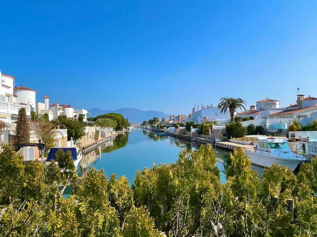 Apartamento vistas al mar Ampuriabrava Exterior foto